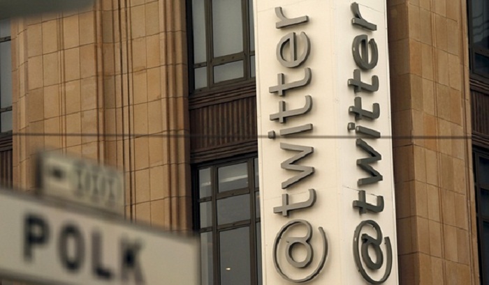 Four more Twitter executives to leave company